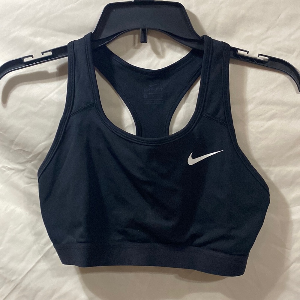 Nike Sports Bra Size Medium